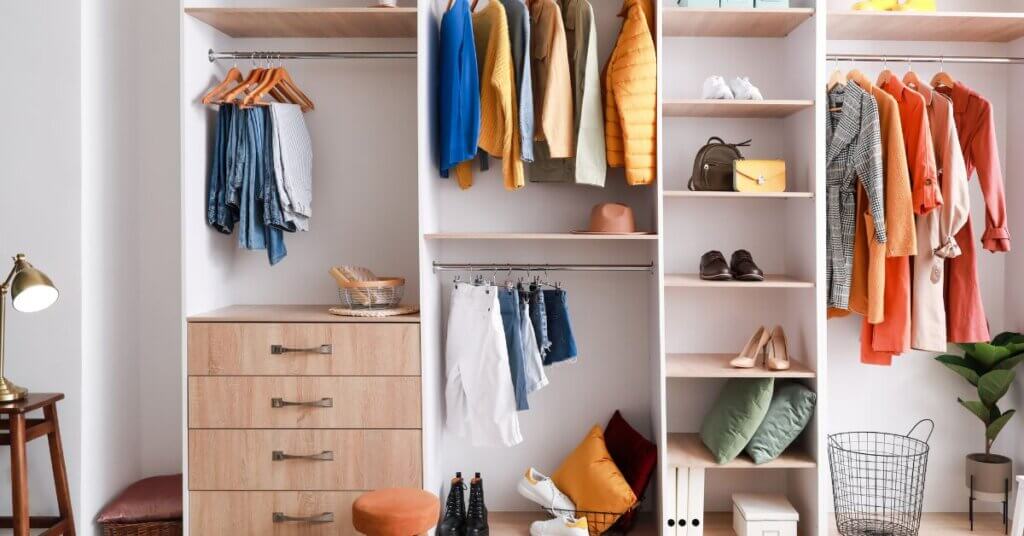 Achieve the Perfectly Organized Closet Today With These 7 Keys Steps